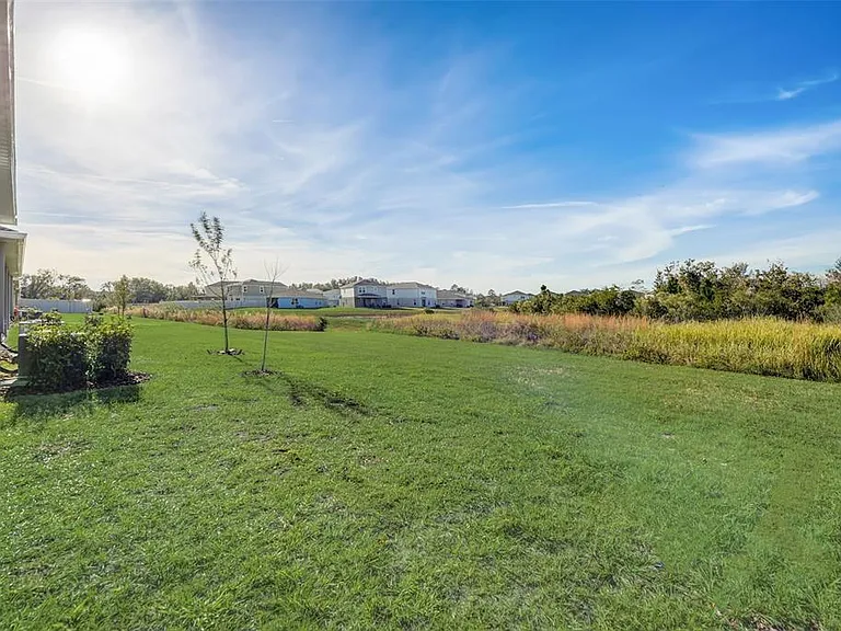 18027 Turning Leaf Cir — Photo 37