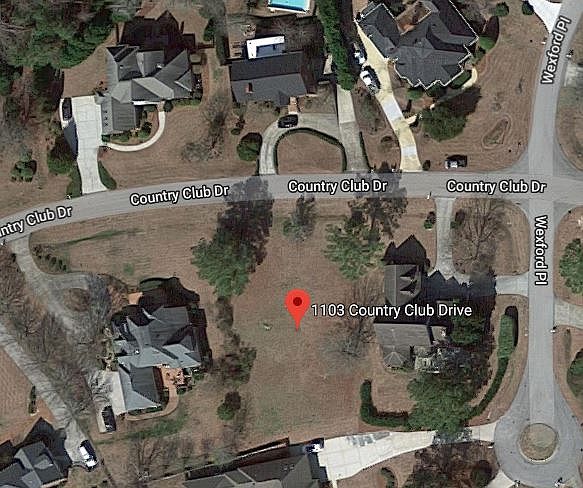 1st image of 1103 Country Club Dr