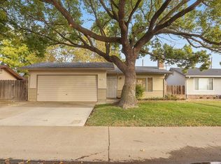 2307 Yosemite Dr, Lodi, CA 95242
