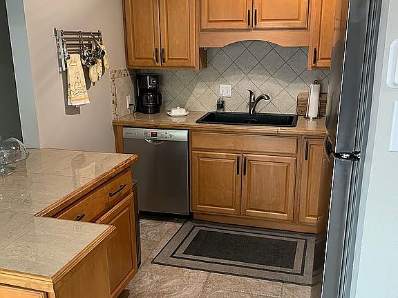 2nd image of 5192 Dempsey Dr