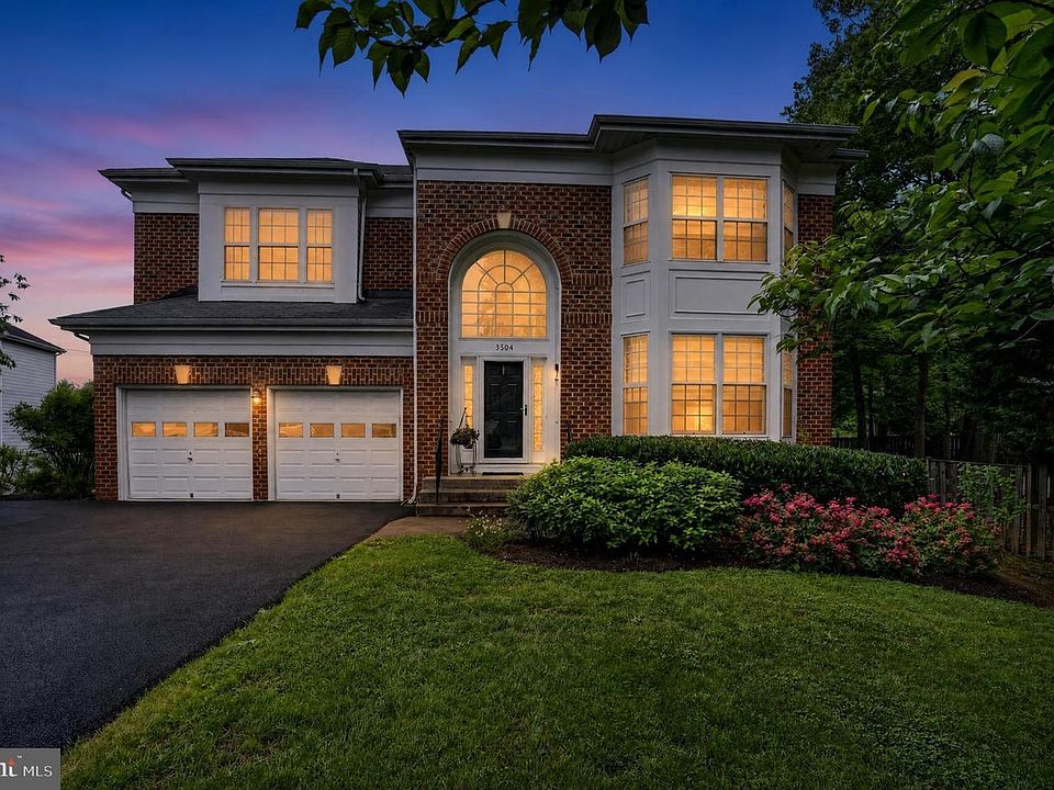 1st image of 3504 Chambray Way