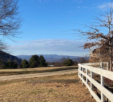 Autumn view towards back of property