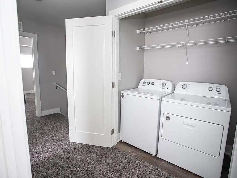 Evergreen Townhomes — Photo 22
