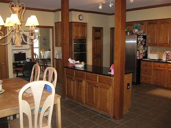 Granite Countertops and Kitchen Aid Appliances