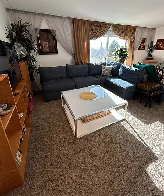 3 bed, 1300 sqft, $1,995 — Photo 2