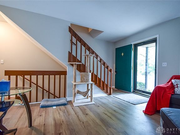 4th image of 1035 Park Ln