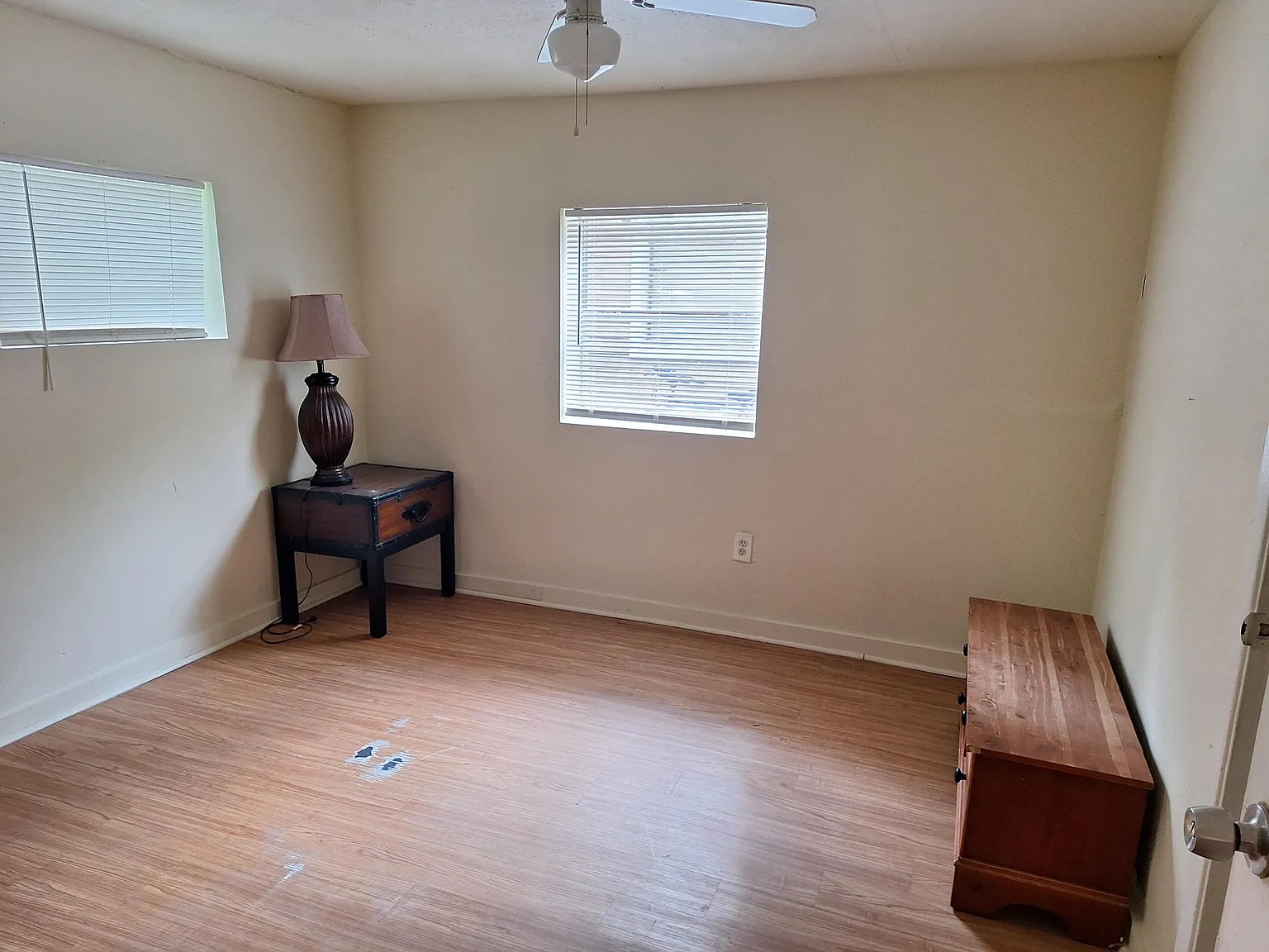 1 bed, 500 sqft, $1,300 — Photo 2