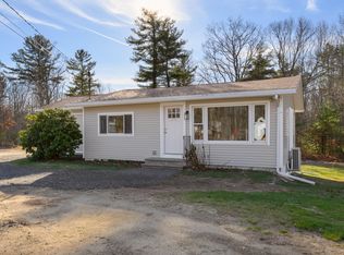 874 Sanford Rd, Wells, ME 04090