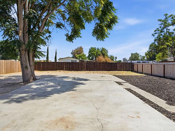 4th image of 917 9th St