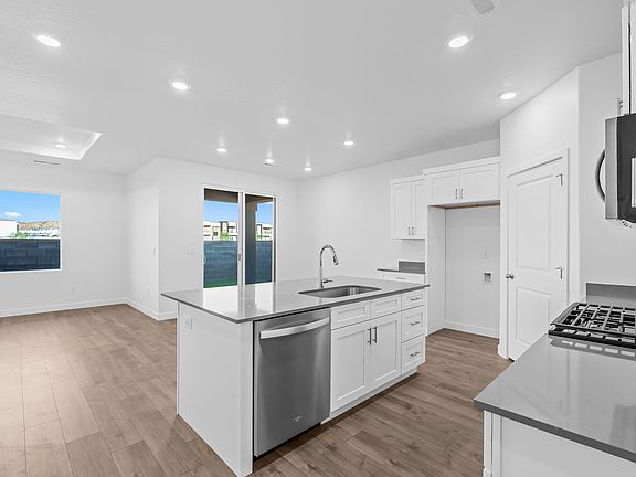 5th image of 3542 E Stillwater Ln #4025