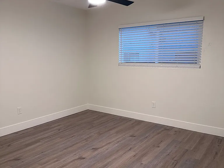 617 N Garfield Ave #2 — Photo 20