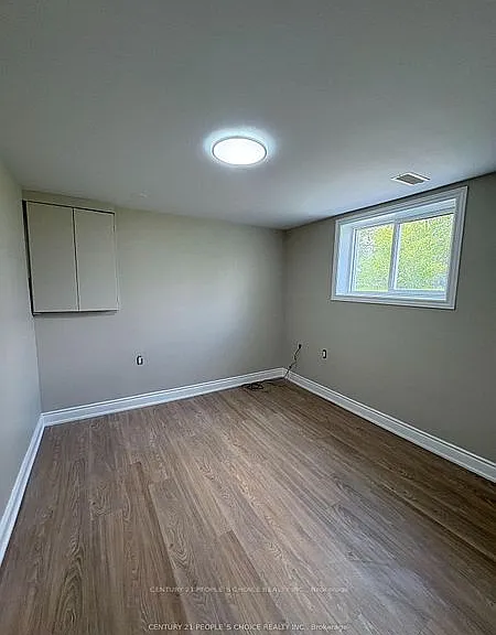 3404 Monica Dr N — Photo 8