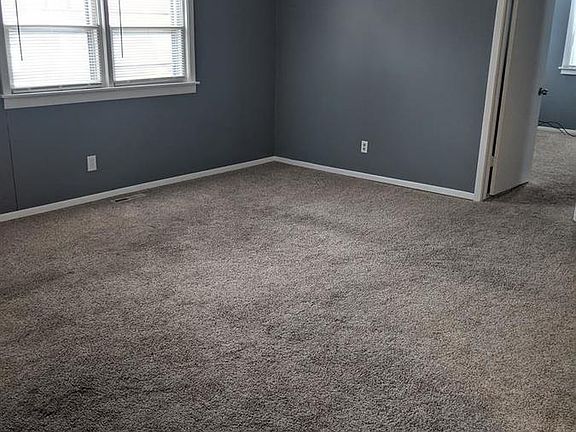 4th image of 2068 Parkview Cir