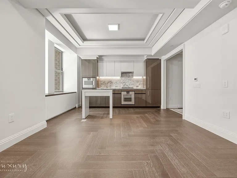 301 Park Ave #2004 — Photo 9