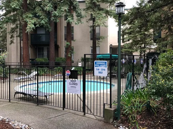 155 Sharene Ln APT 310, Walnut Creek, CA 94596