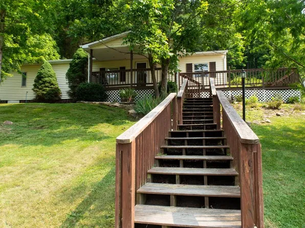 368 Baby Farm Rd, Peterstown, WV 24963