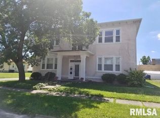 510 27th St, Rock Island, IL 61201