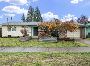 5229 F St, Springfield, OR 97478
