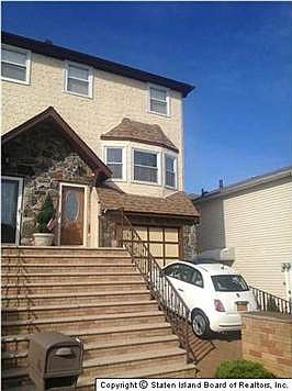 2nd image of 464 Klondike Ave