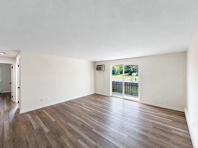 440 North Ave — Photo 11