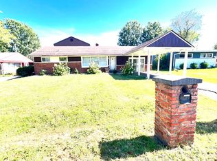 2723 Hillview Dr, New Albany, IN 47150