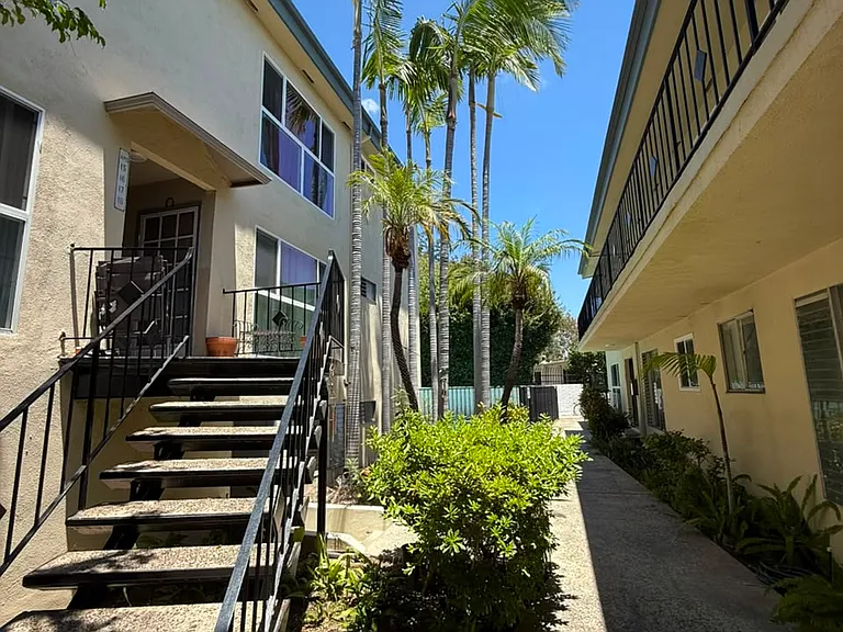 3410 Club Dr #9 — Photo 15
