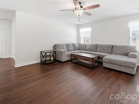 5th image of 4507 Hunton Dale Rd NW