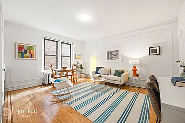 300 Eighth Avenue