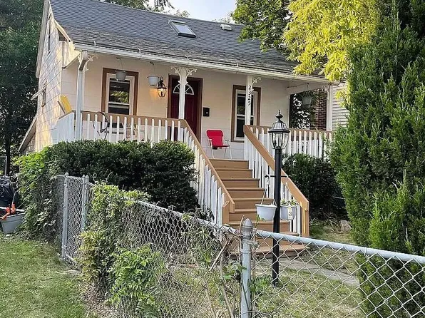 2325 Boulevard Ave, Scranton, PA 18509