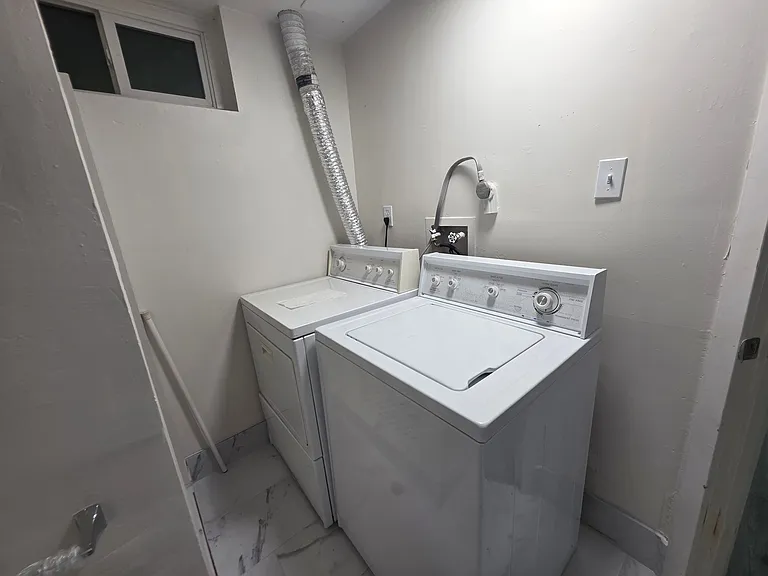 3073 W Center Ave #A — Photo 11
