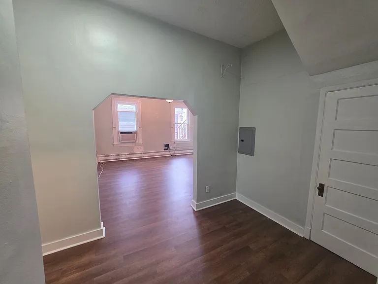 425 Walnut Street (Full Service) — Photo 21