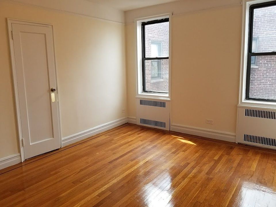 1st image of 1730 E 18th St #48