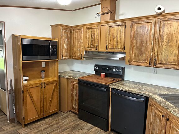 4th image of 8967 N Schulze Rd
