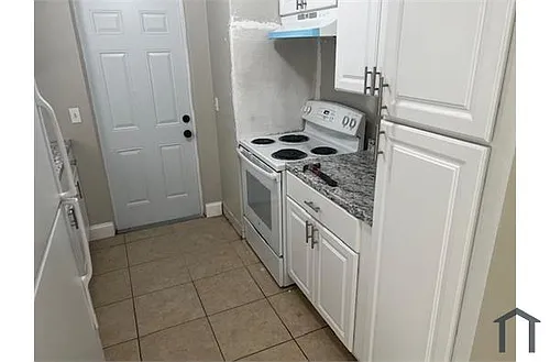 3616 Searobin Dr SE Photo 1