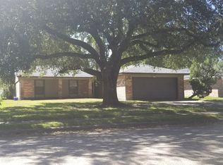 808 Noreda St, Angleton, TX 77515