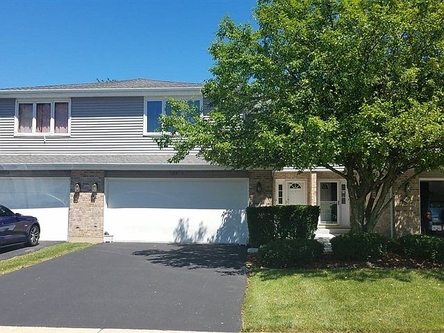 1st image of 19615 Cambridge Dr