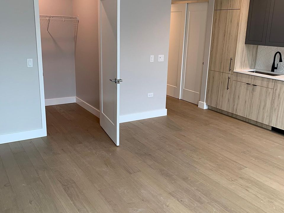 1st image of 1202 N Clark St #204