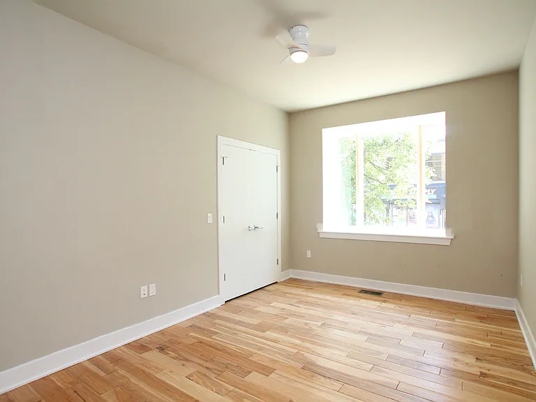 2701 W Girard Ave #4 — Photo 4