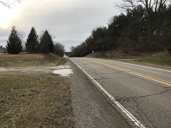 4th image of 2616 Bowers Rd