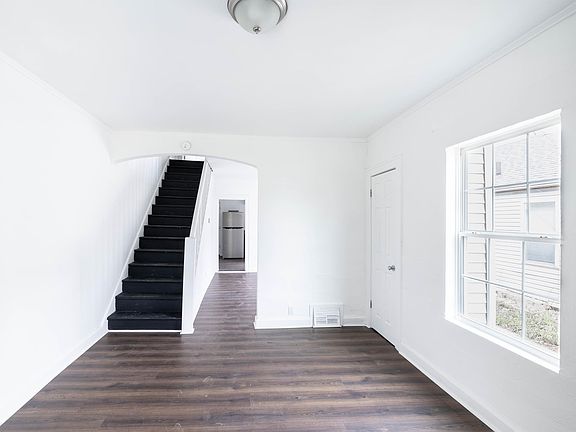 5th image of 3234 Winthrop Ave #3236