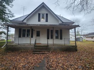 110 E Snow St, La Farge, WI 54639
