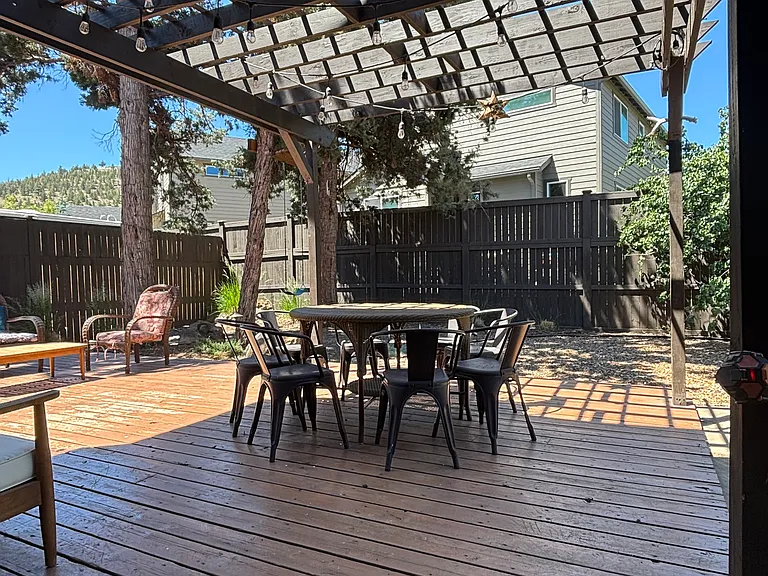 1865 NE Snowbird Ct — Photo 12