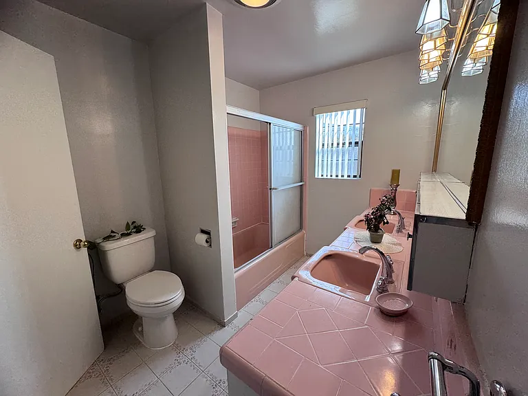 4022 Vista Ct #GUEST HOUSE — Photo 8