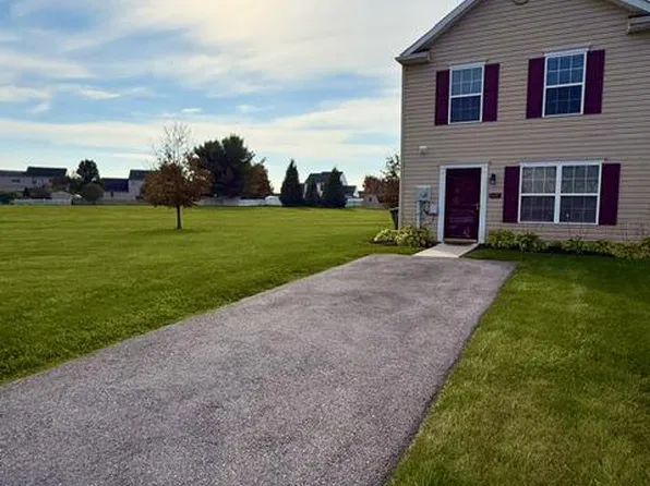 3750 Mazeland Ct #32, Dover, PA 17315