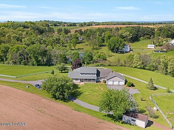 4th image of 1105 Red Hill Rd