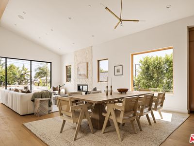 6356 W 83rd St, Los Angeles, CA, 90045