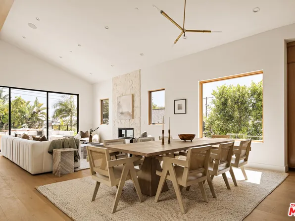 6356 W 83rd St, Los Angeles, CA 90045