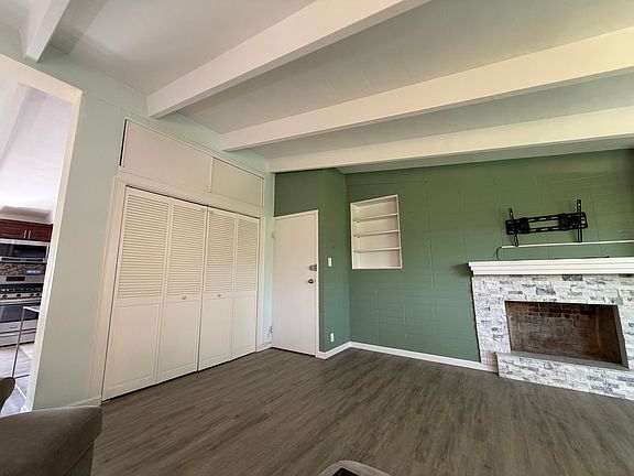 2nd image of 2148 W Rosemont Ave APT 4A