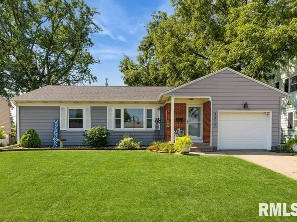3217 W 18th St, Davenport, IA 52804