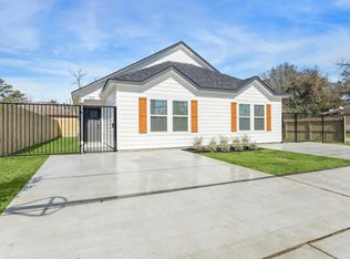 902 Mansfield St #A, Houston, TX 77091